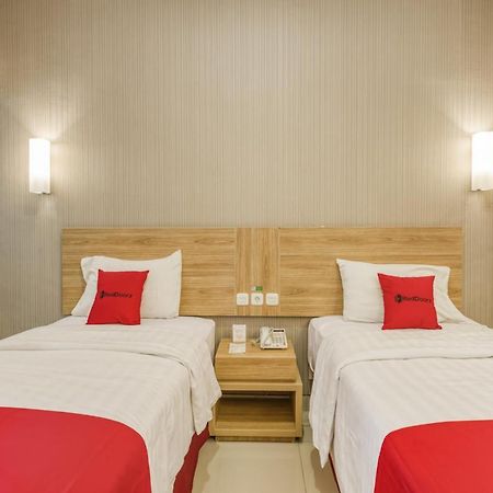 Reddoorz Syariah Near Terminal 1 Juanda Airport 호텔 Brebek 외부 사진